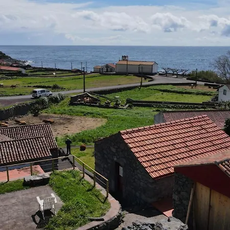 Casas Dos Vimes Κατάλυμα σε φάρμα Faja dos Vimes