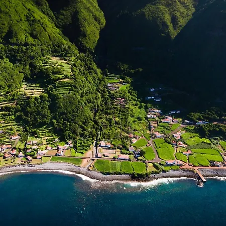 Casas Dos Vimes Κατάλυμα σε φάρμα Faja dos Vimes