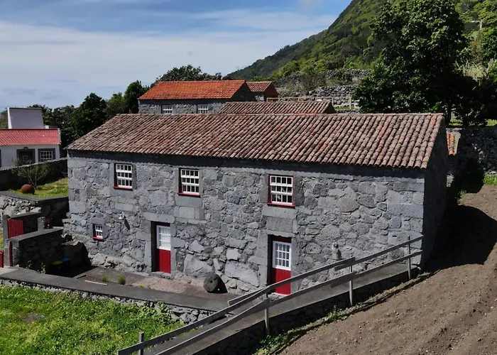 Casas Dos Vimes * Faja dos Vimes